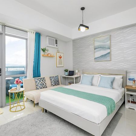 Manhattan Heights Modern Studio Cubao Exterior foto